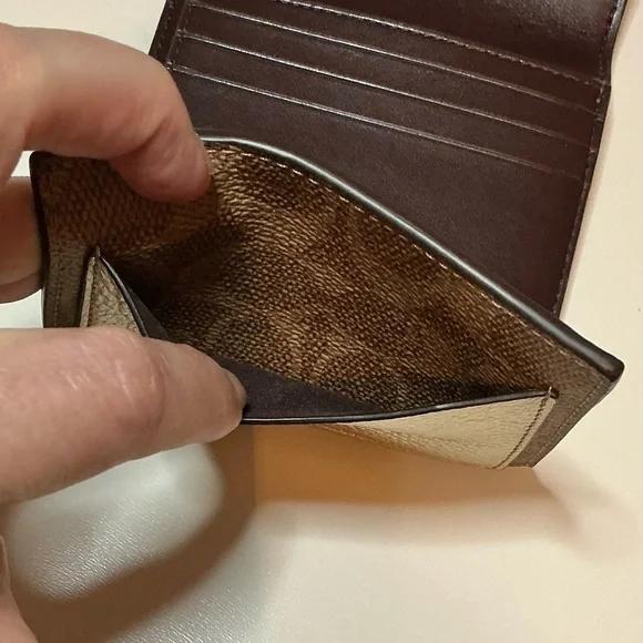 Coach Rare Floral Appliqué Studded Flap Trifold Wallet Gold & Brown NWOT - Picture 12 of 14